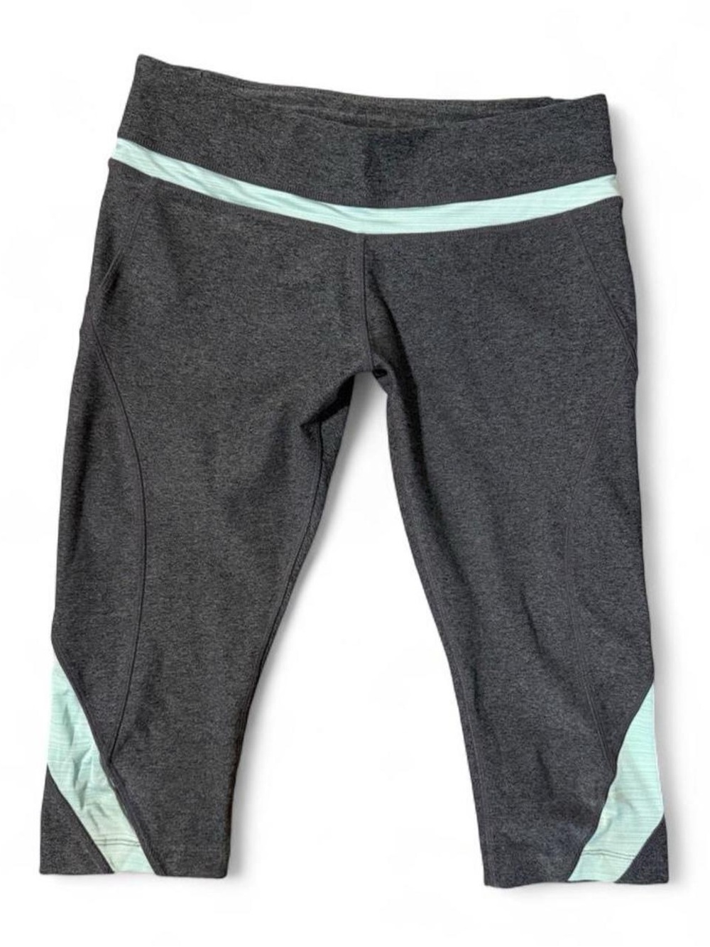 MPG Gray Heather Capri Leggings with Teal Accents